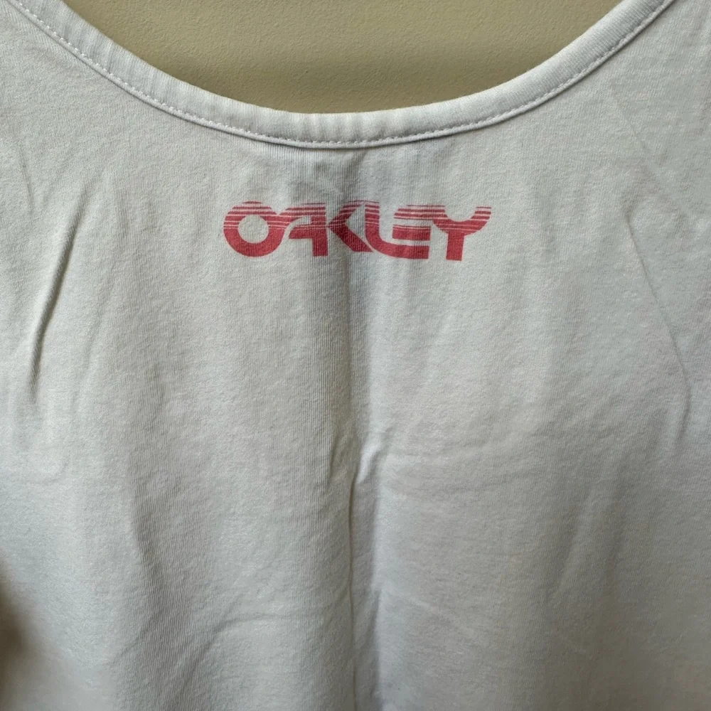 Oakley Tank Top - Picture 2 of 5